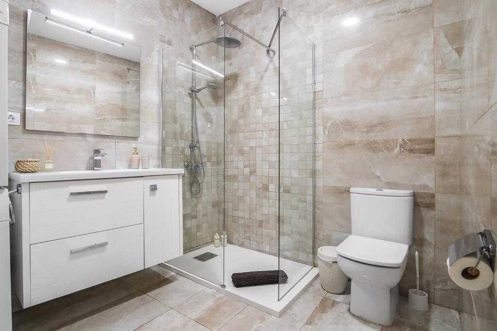 Apartament Alma ,6 Paxs ,wifi , Playa Canteras, Ocio