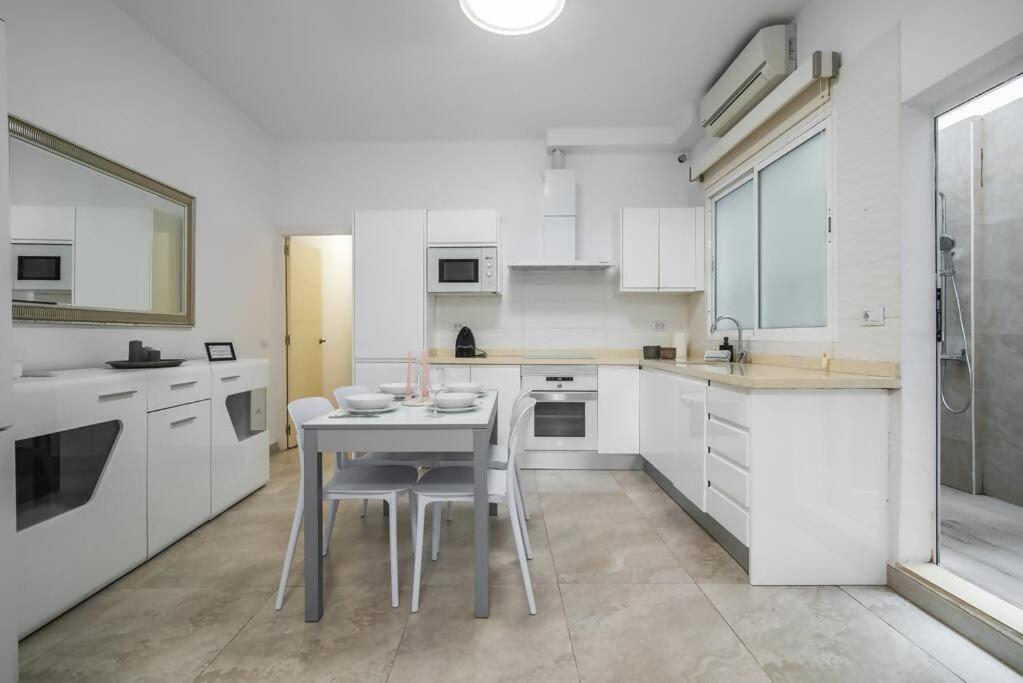 Apartament Alma ,6 Paxs ,wifi , Playa Canteras, Ocio